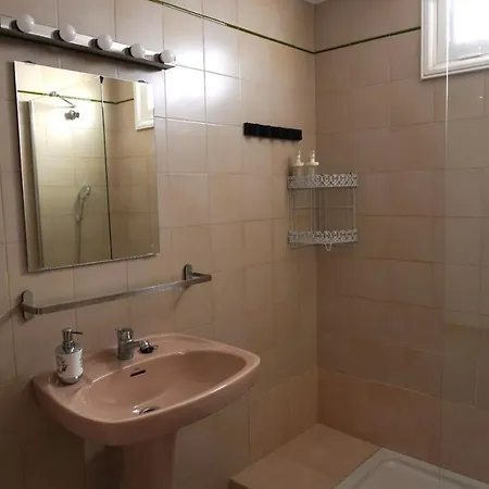 Apto. Guacimeta, A 20m De La Playa. Daire *