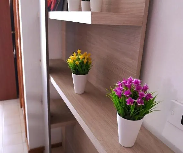 Apto. Guacimeta, A 20m De La Playa. Playa Honda (Lanzarote)